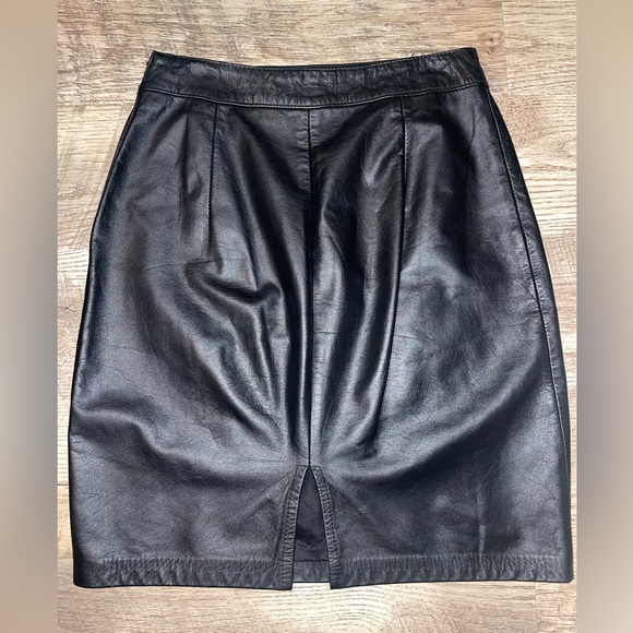 Michelle Stuart Leather Skirt Sz 8 - Picture 2 of 3